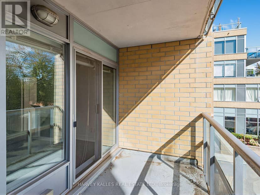 217 - 701 Sheppard Avenue — photo 27 of 40