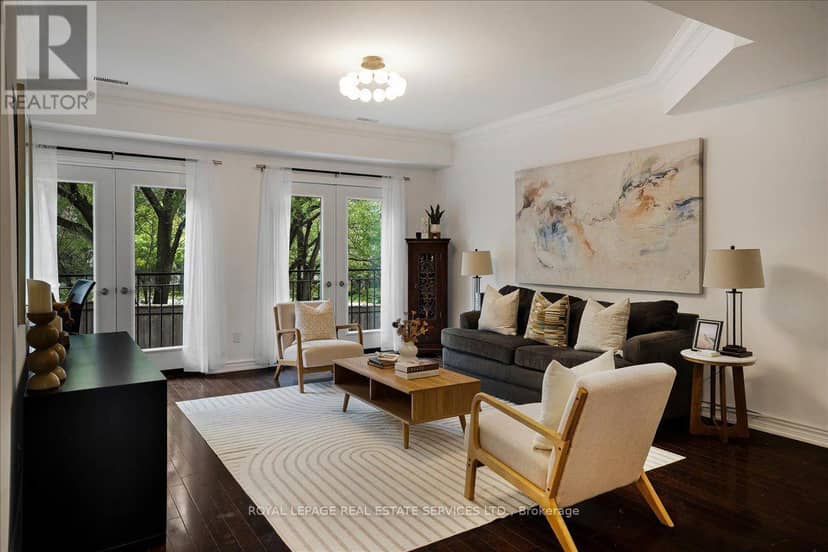 TH3 - 3525 Yonge Street — photo 10 of 40