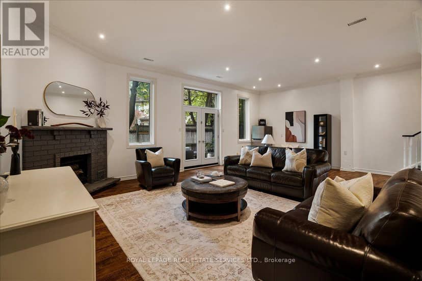 TH3 - 3525 Yonge Street — photo 39 of 40