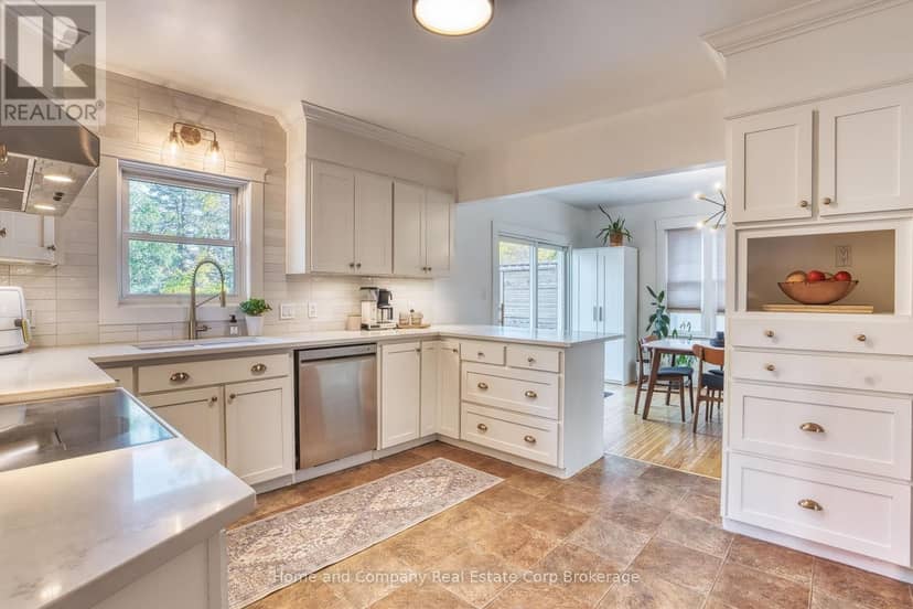 21 Mercer Street — photo 12 of 40