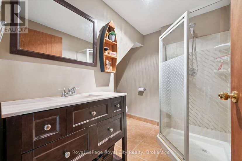 24 Greenwich Drive — photo 26 of 39