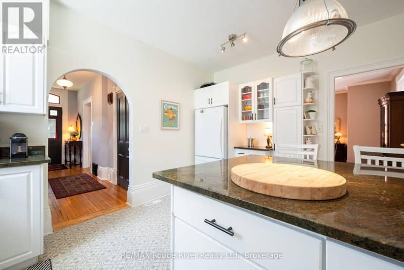 522 George Street — photo 17 of 40