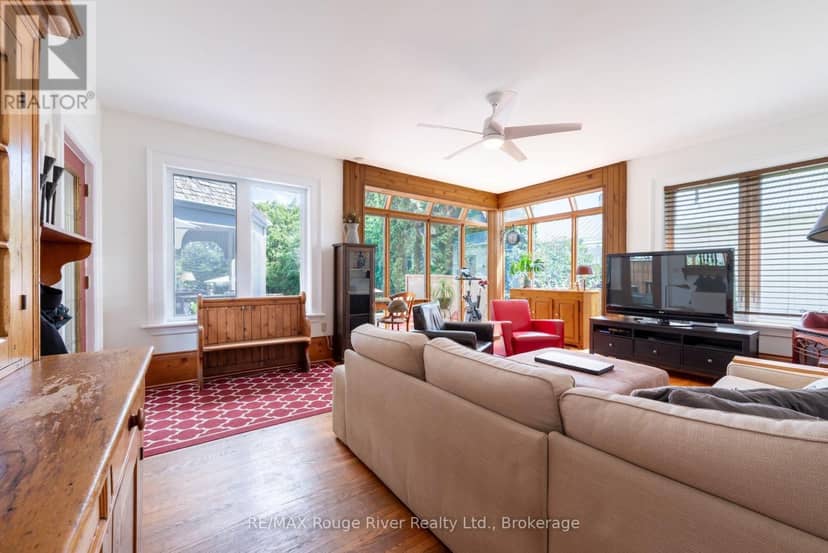 522 George Street — photo 18 of 40