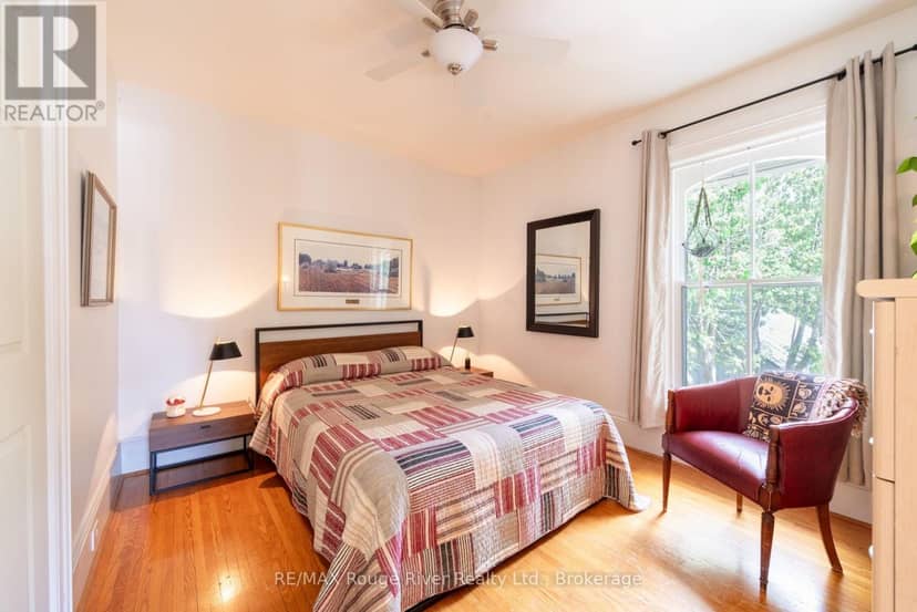 522 George Street — photo 22 of 40