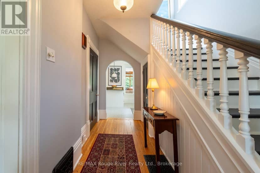 522 George Street — photo 7 of 40