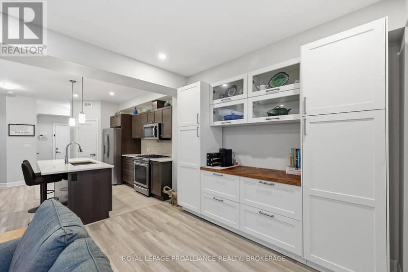 1205 Max Crescent — photo 17 of 40