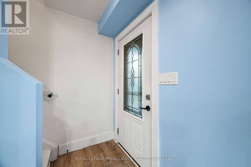 879 Beaconhill Court, Kingston, photo 4