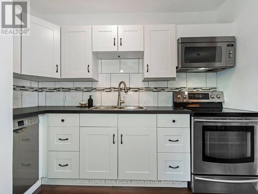 62 Newmarket Avenue — photo 14 of 40