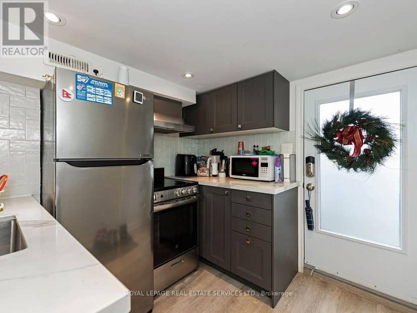 62 Newmarket Avenue — photo 33 of 40