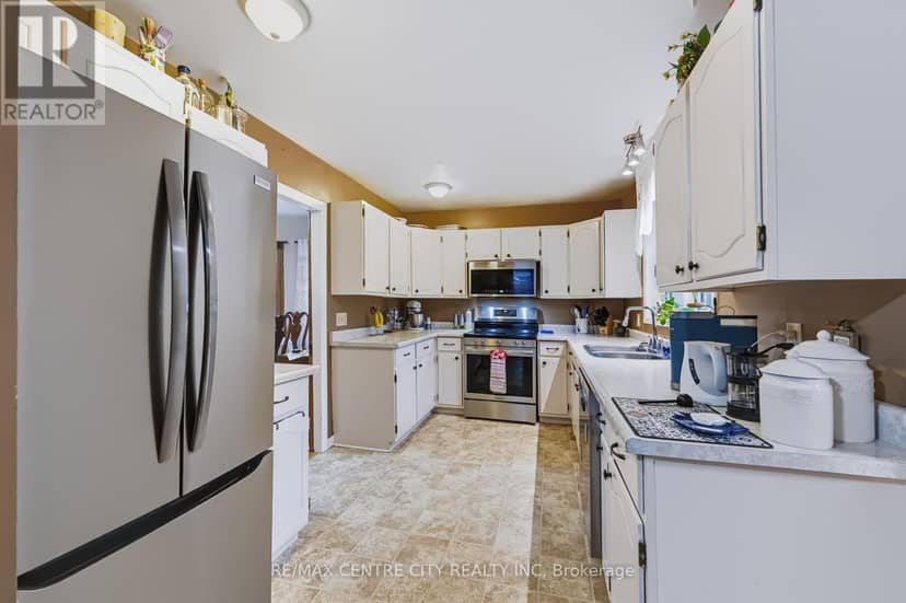 38 Market Street — photo 16 of 40