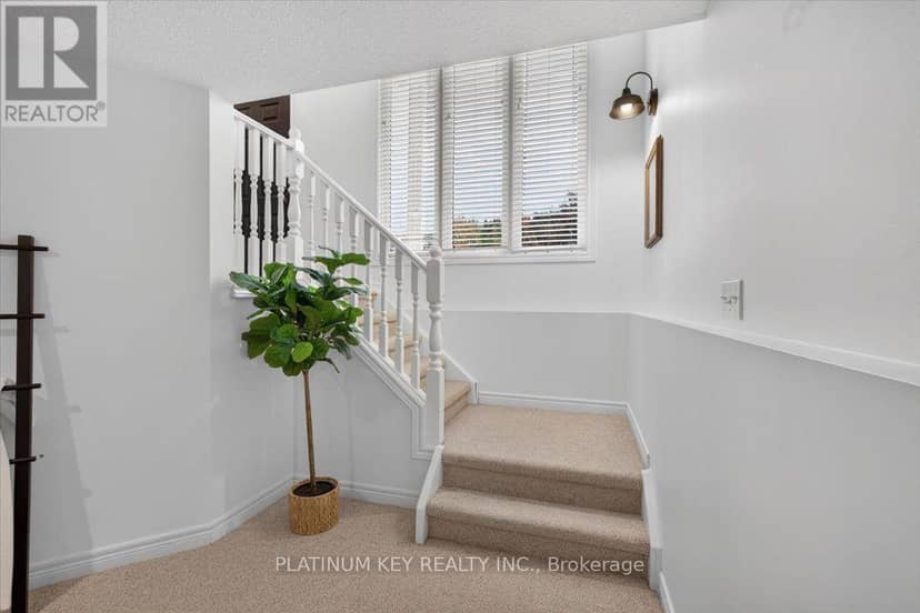 11 Allison Court — photo 18 of 30