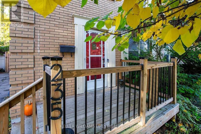 235 Homestead Crescent, London North, photo 4