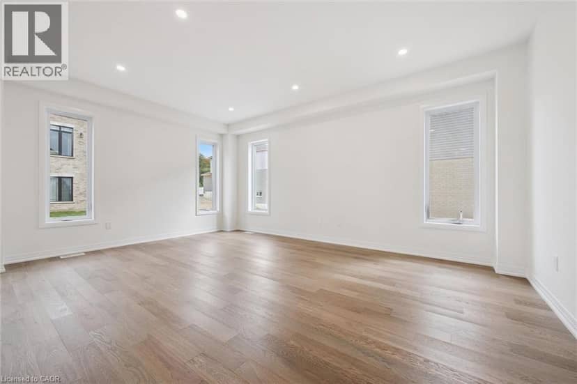 447 BENNINGER Street — photo 4 of 39