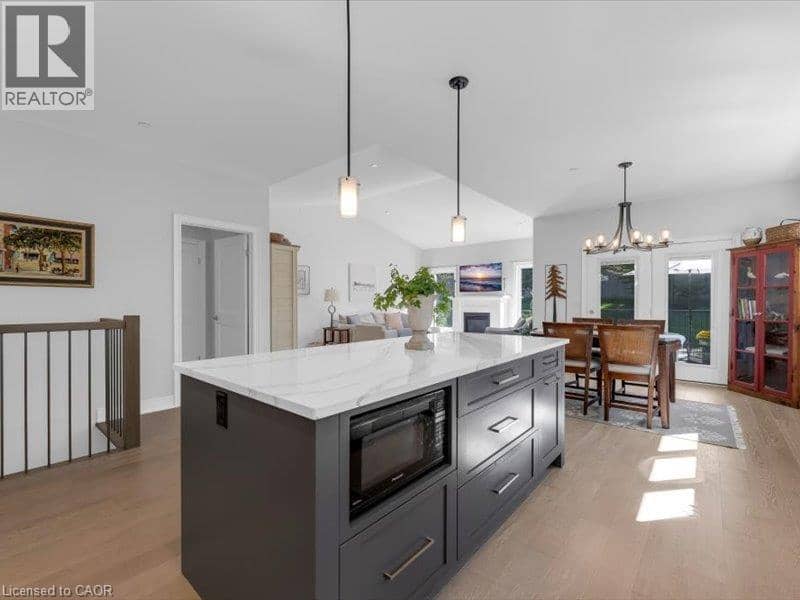 17 RIDGEVIEW Crescent — photo 12 of 40
