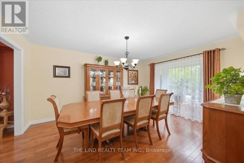 103 Allenvale Drive, Aurora, photo 7