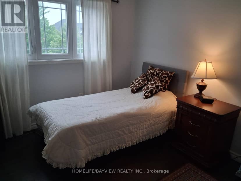 137 Widdifield Avenue — photo 34 of 40