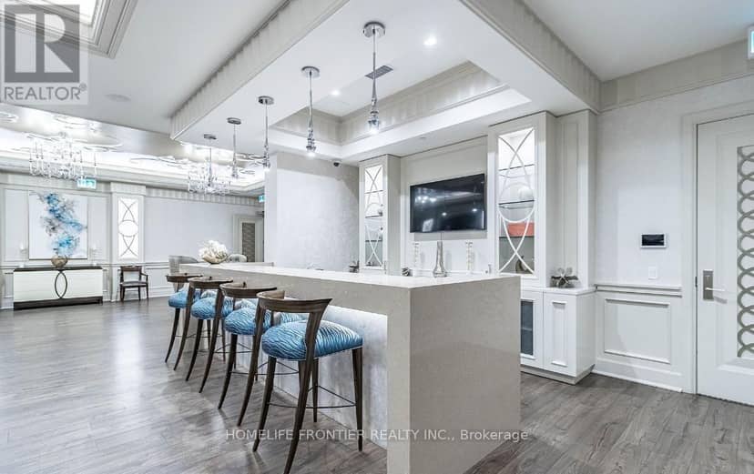 803 - 9085 Jane Street — photo 18 of 24