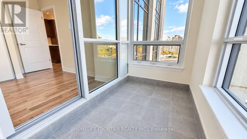 803 - 9085 Jane Street — photo 9 of 24
