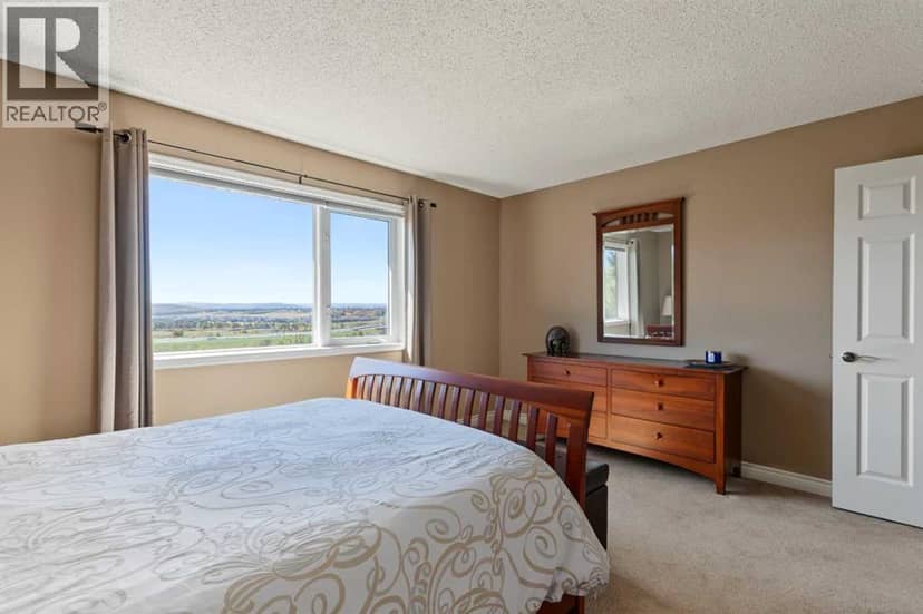 32 Mt Kidd Point SE — photo 20 of 40
