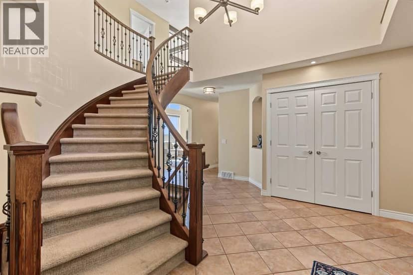32 Mt Kidd Point SE — photo 12 of 40