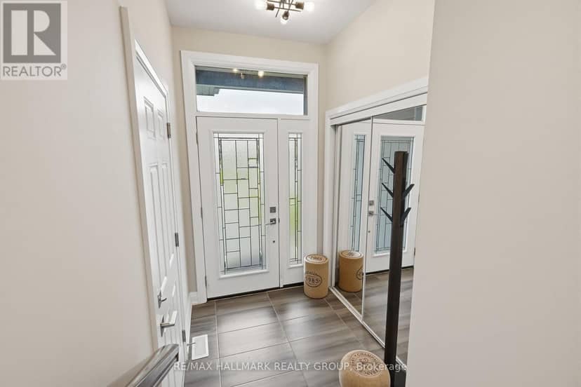 210 Argile Street, Casselman, photo 4