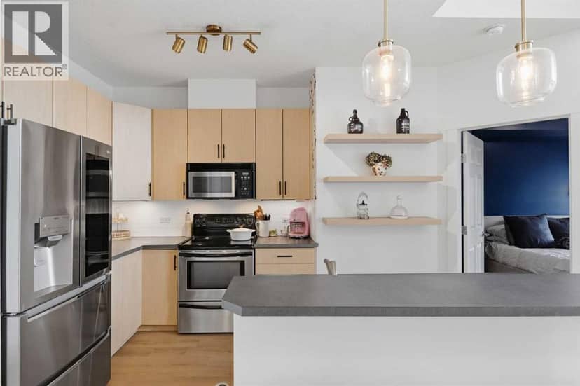 306, 3501 15 Street SW — photo 9 of 40
