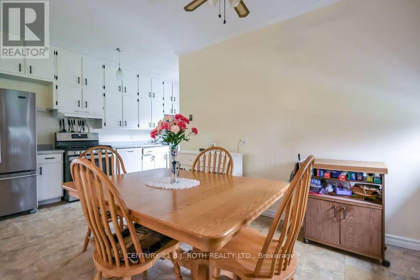1398 Old Fort Road — photo 11 of 37