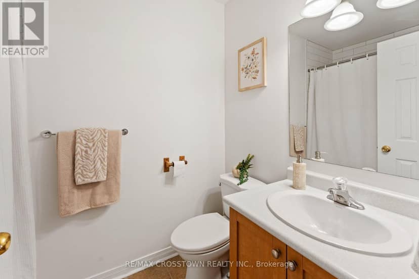 B1 - 440 Yonge Street — photo 22 of 27
