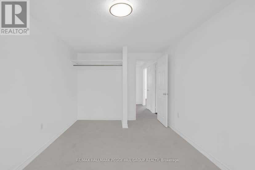 30 Golfdale Road — photo 11 of 17
