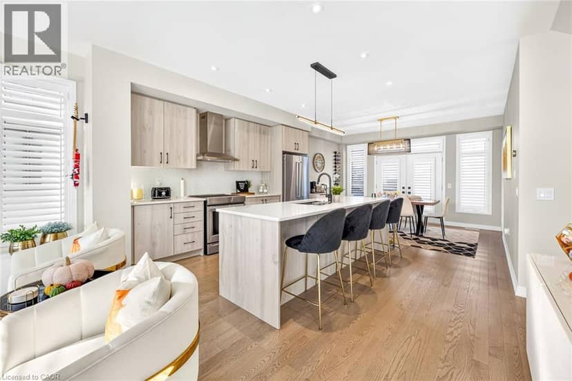 26 FREEDOM Crescent, Hamilton, photo 5