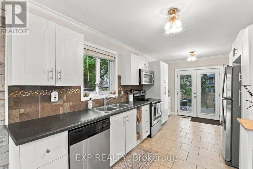 28 Maitland Street — photo 15 of 40