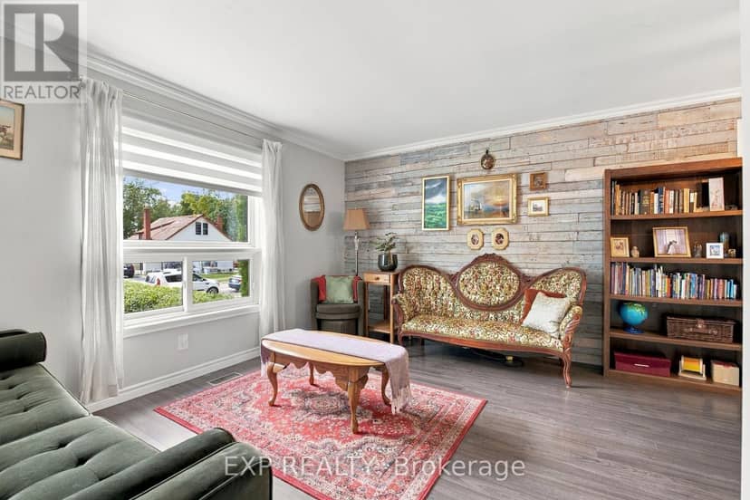 28 Maitland Street — photo 9 of 40