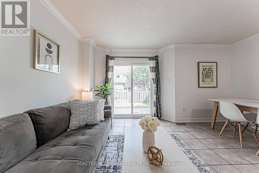 5557 Cortina Crescent — photo 15 of 40