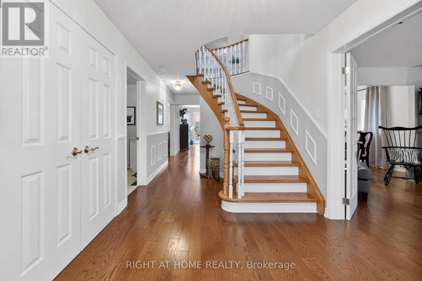 17 Eaton Street — photo 2 of 38