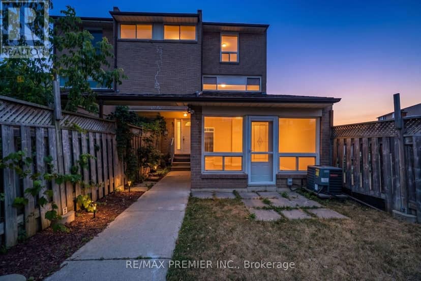 82 - 248 John Garland Boulevard, Toronto, photo 2
