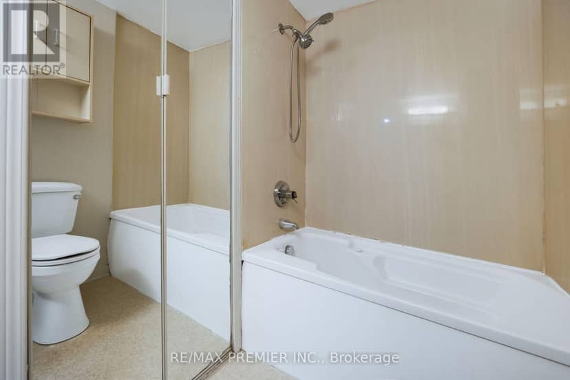 82 - 248 John Garland Boulevard — photo 20 of 30