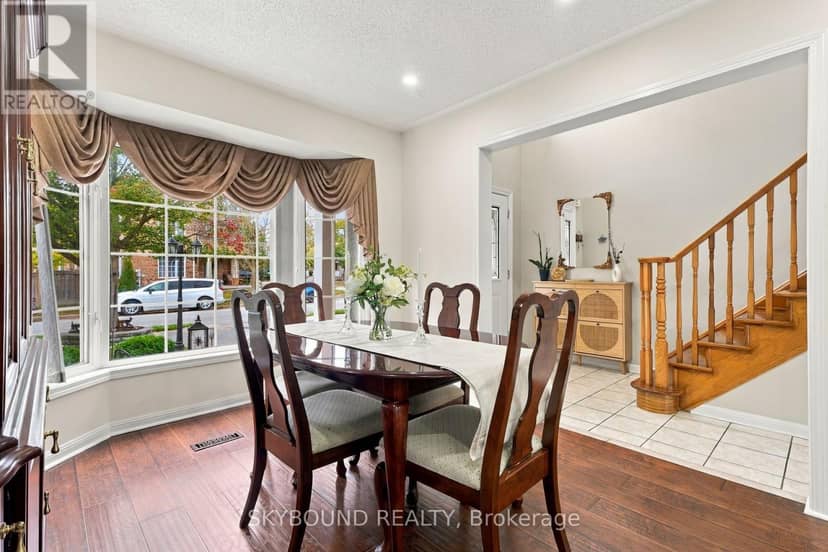 51 Thorpe Crescent — photo 9 of 40