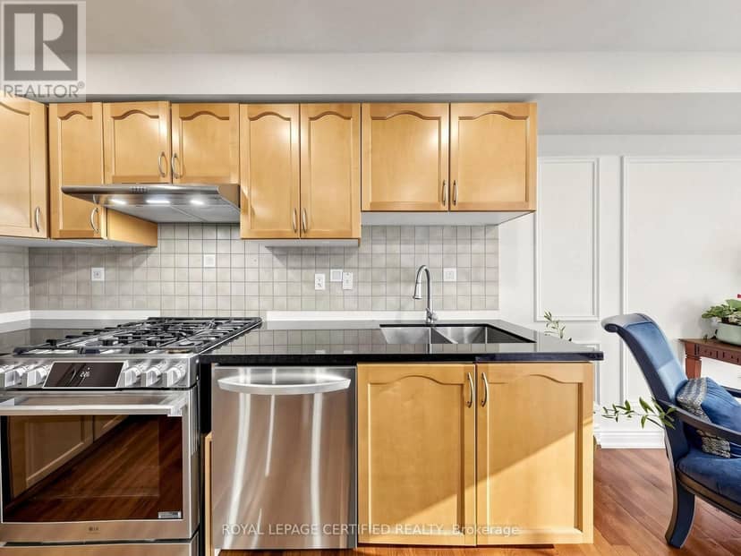 3947 Stardust Drive — photo 14 of 40