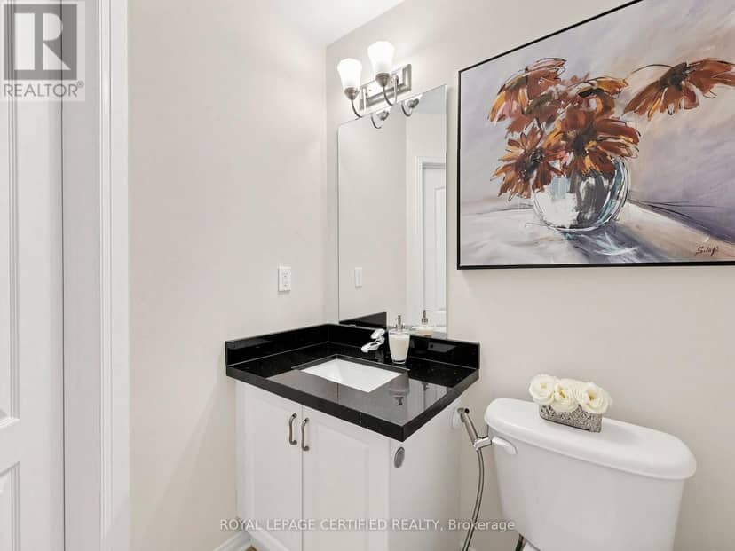 3947 Stardust Drive — photo 18 of 40