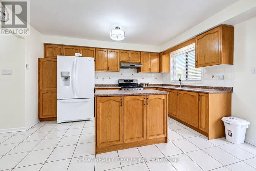6484 Skipper Way — photo 12 of 39
