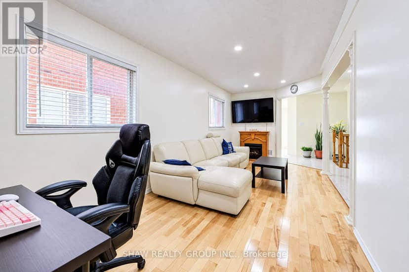 6484 Skipper Way — photo 9 of 39