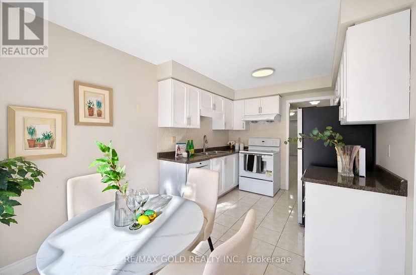 106 Bighorn Crescent — photo 15 of 40