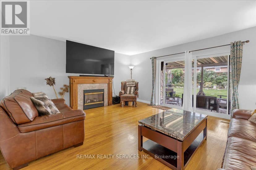 53 Windermere Court — photo 11 of 40
