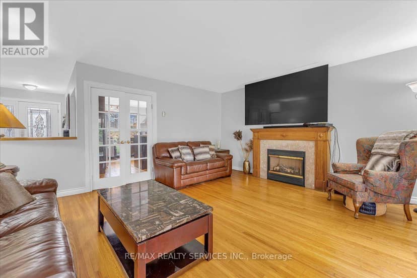 53 Windermere Court — photo 12 of 40