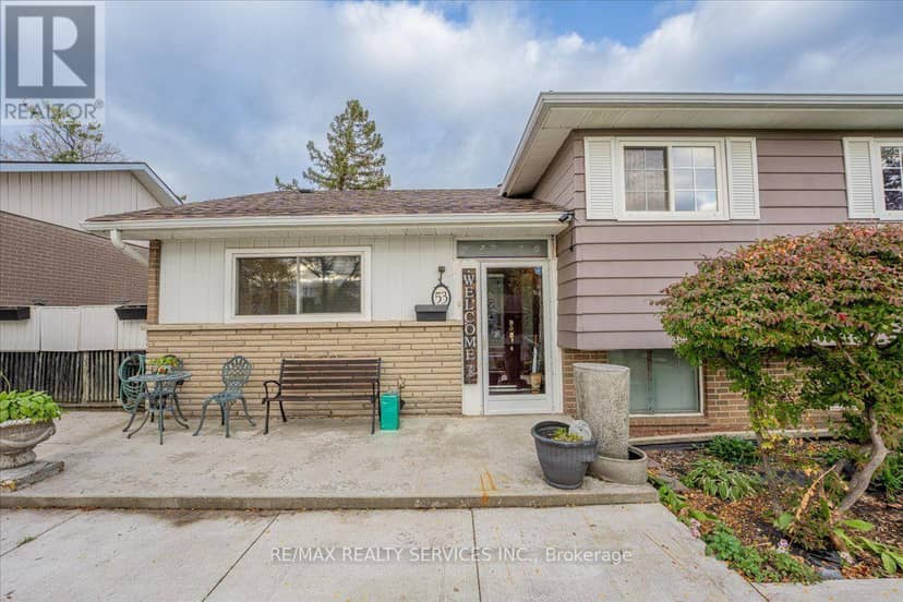 53 Windermere Court, Brampton, photo 3