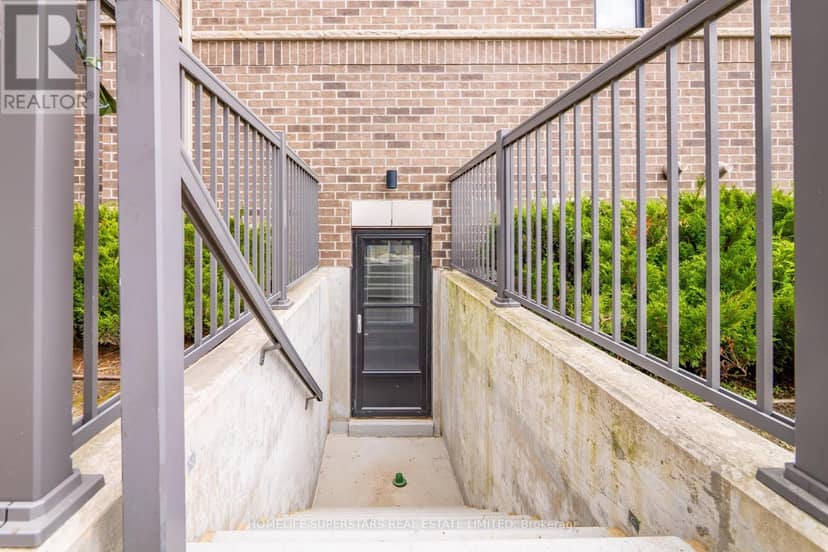 413 - 8 Drummond Street — photo 15 of 34