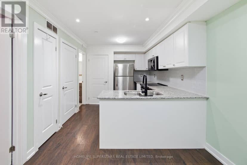 413 - 8 Drummond Street, Toronto, photo 2