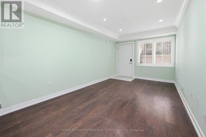 413 - 8 Drummond Street — photo 21 of 34