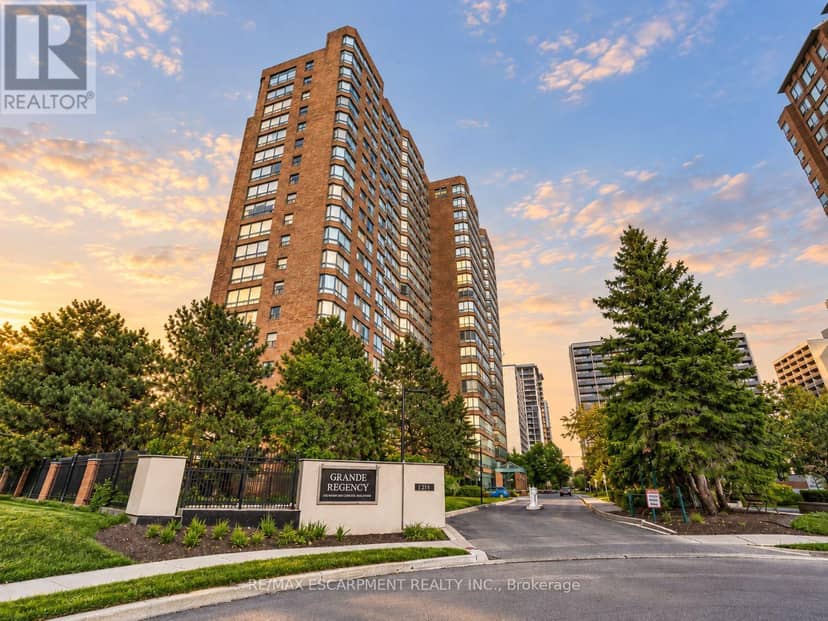 503 - 1276 Maple Crossing Boulevard, Burlington, photo 3