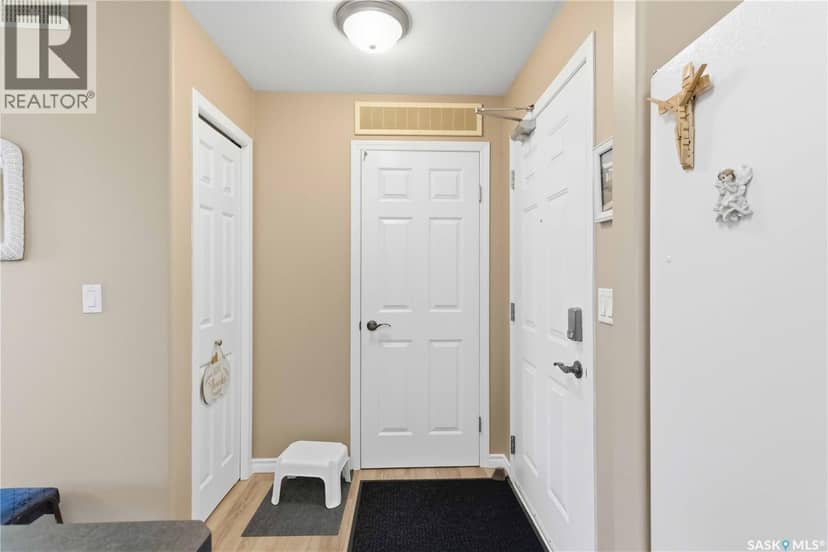 303 235 Herold TERRACE, Saskatoon, photo 3